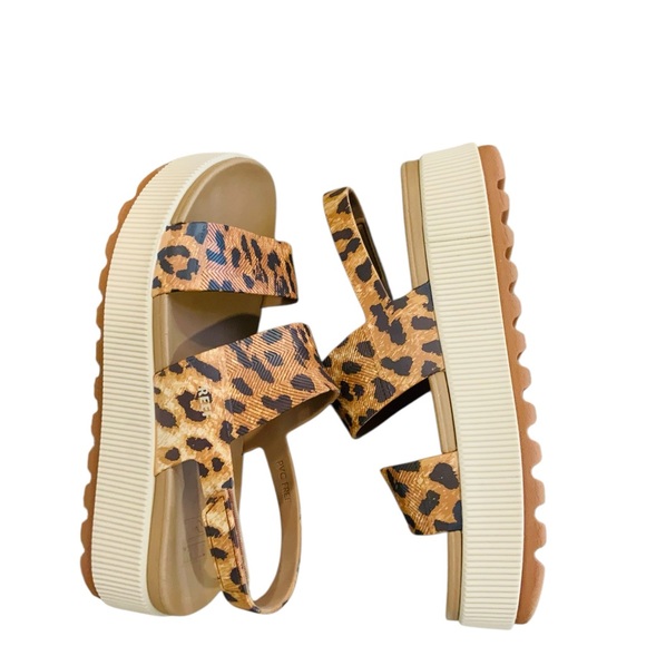 NWOT Reef Women’s Water Vista Higher Platform Sandal Leopard Print Sz 11 - Picture 2 of 7